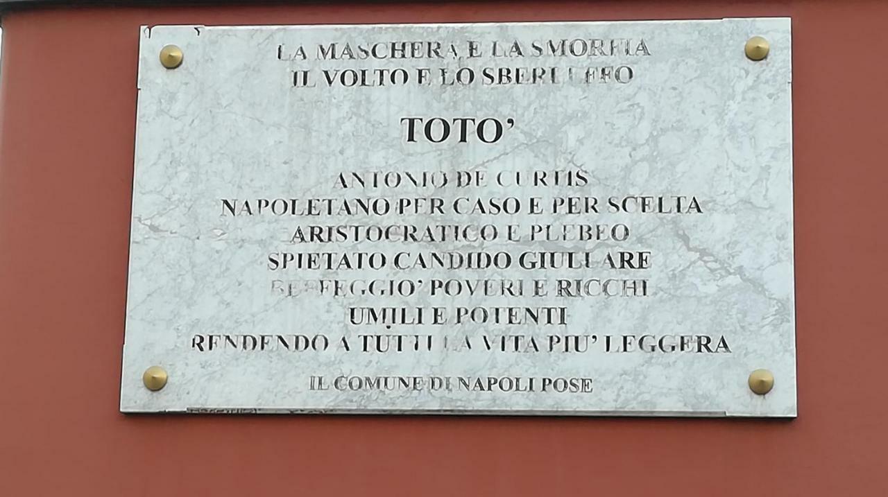 "Dint E Viche E Napule" Guest House Nápoles Exterior foto